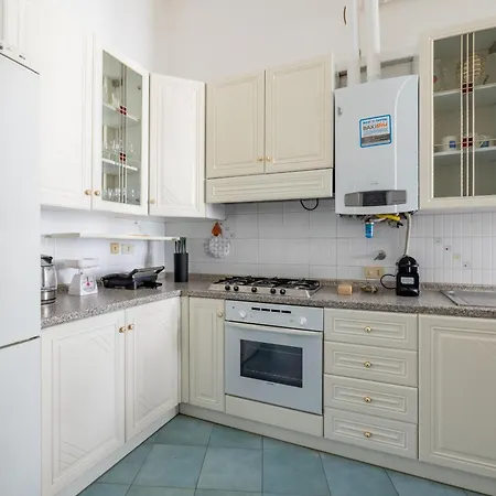 Piazza Caprera - Family Apartman