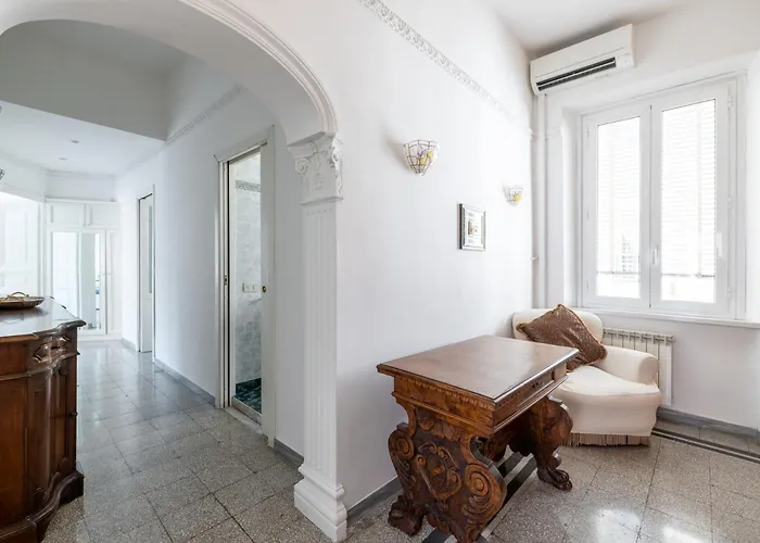 Piazza Caprera - Family * Рим